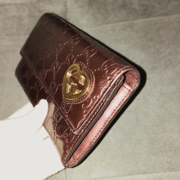 GUCCI SHINE GUCCISSIMA LOVELY HEART PLUM PATENT LEATHER CONTINENTAL LONG WALLET - Picture 13 of 17